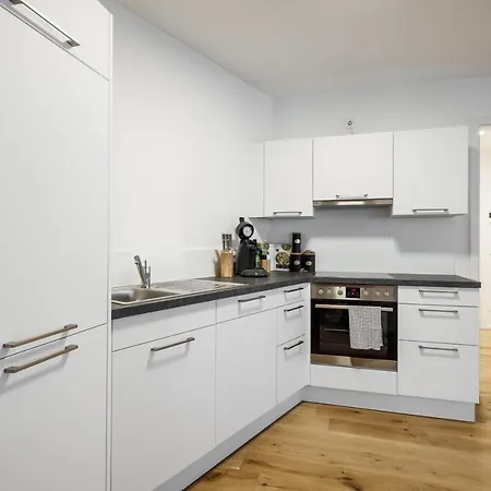Keep Business H66-1 Mit Kueche, Balkon, Pkw-stellplatz 公寓