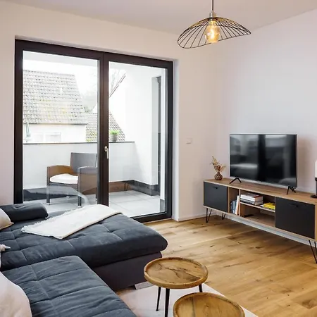 Keep Business H66-1 Mit Kueche, Balkon, Pkw-stellplatz *