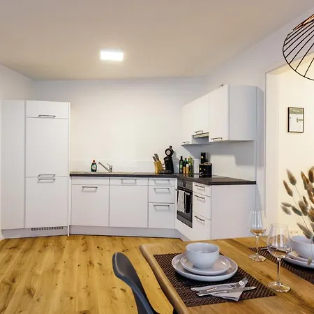 Keep Business H66-1 Mit Kueche, Balkon, Pkw-stellplatz *